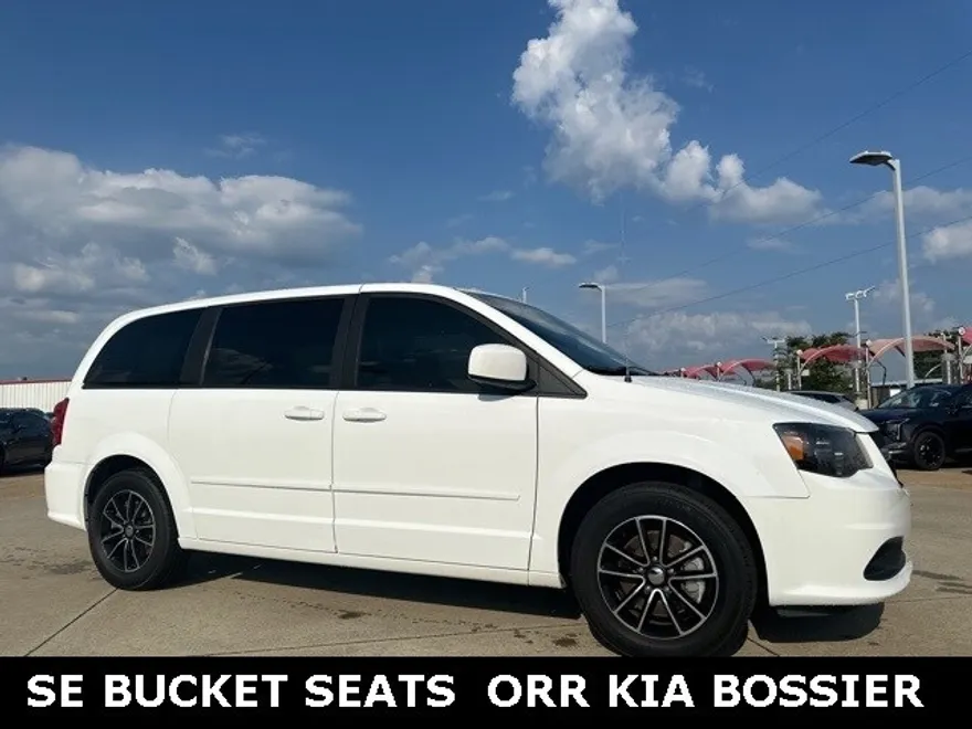 2017 Dodge Grand Caravan SE photo 1