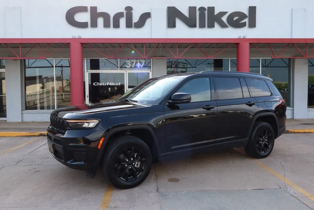 2024 Jeep Grand Cherokee Altitude photo 1