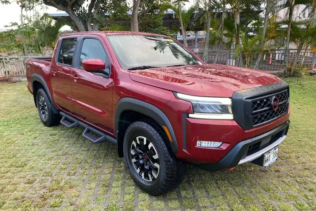 2023 Nissan Frontier PRO-4X photo 1