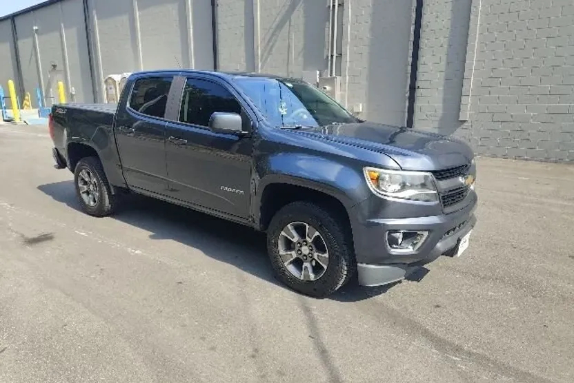 2017 Chevrolet Colorado Z71 photo 1