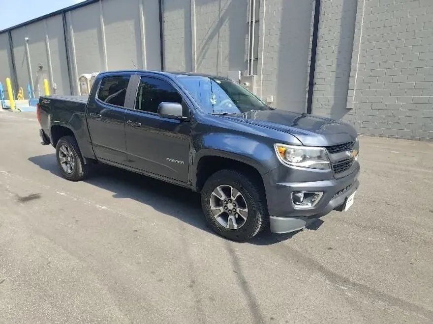2017 Chevrolet Colorado Z71 photo 1