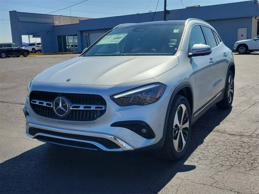 2025 Mercedes Benz GLA 250 photo 1
