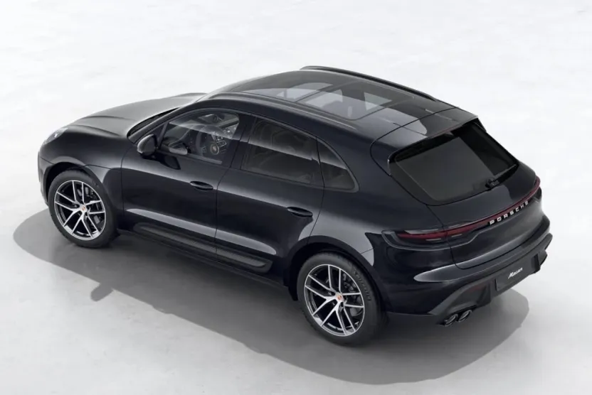 2026 Porsche Macan T photo 1
