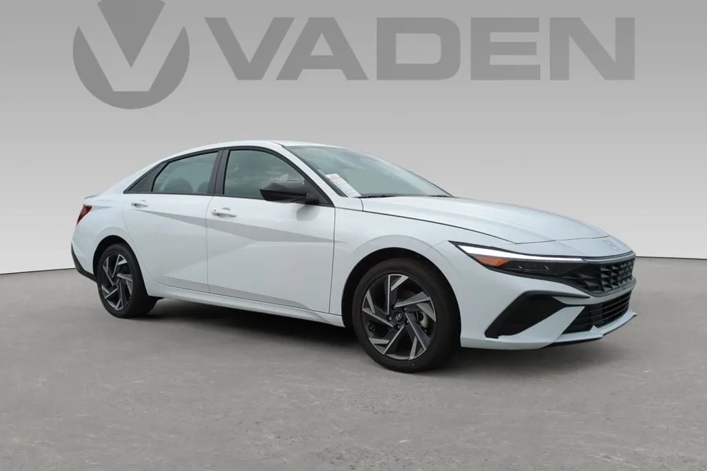 2025 Hyundai Elantra Blue photo 1