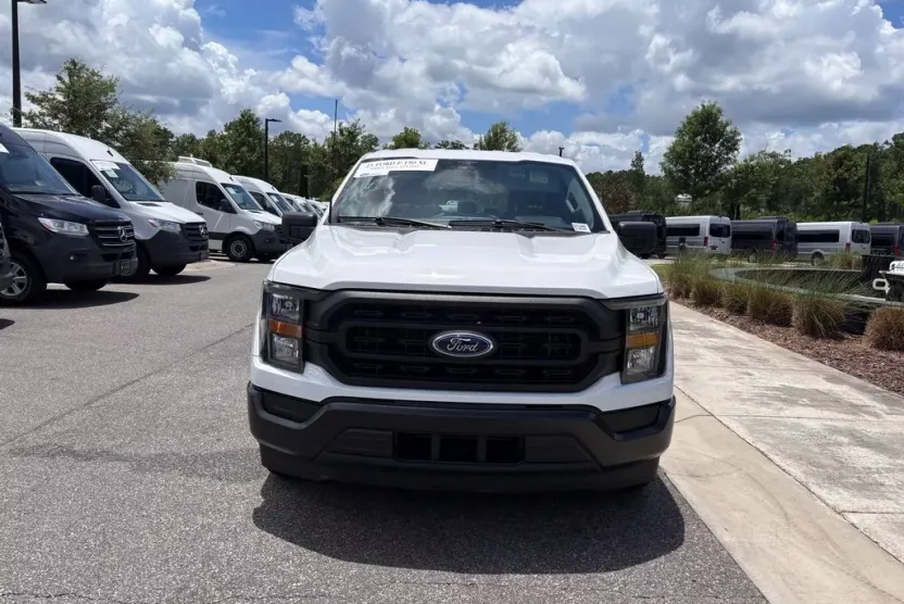 2023 Ford F-150 XL photo 1