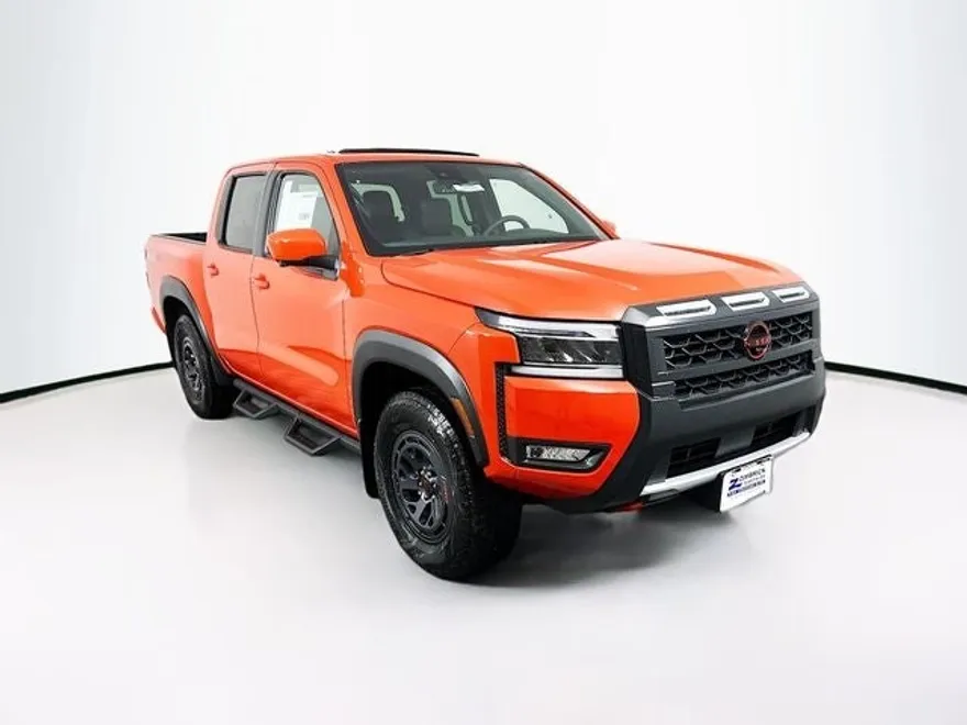 2025 Nissan Frontier PRO-4X photo 1