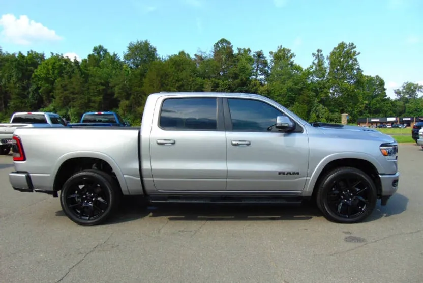 2020 Ram 1500 Laramie photo 1