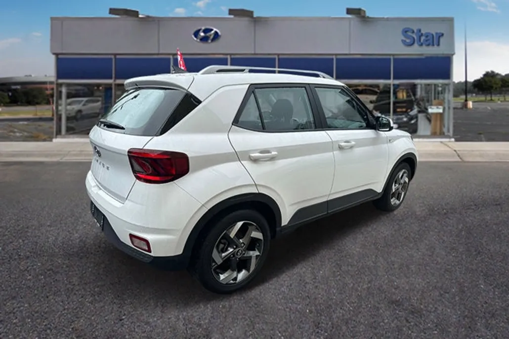 2022 Hyundai Venue SEL Limited photo 1