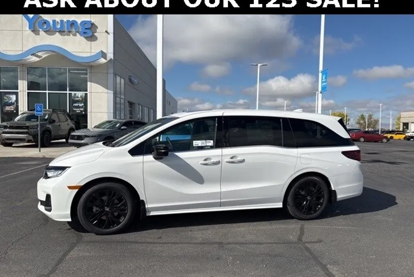 2026 Honda Odyssey photo 1
