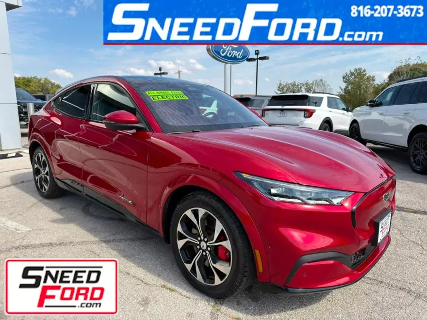 2021 Ford Mustang Mach-E Premium photo 1