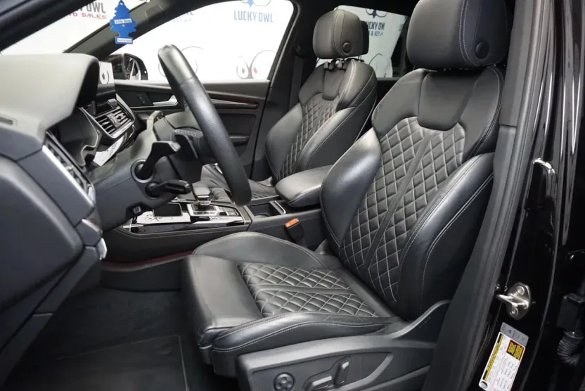 2021 Audi SQ5 Prestige photo 1