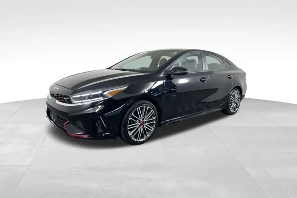 2022 Kia Forte GT photo 1