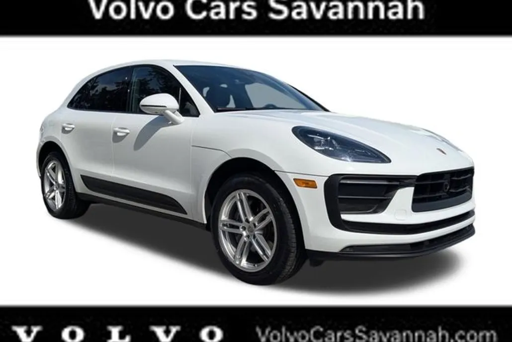 2023 Porsche Macan Base photo 1