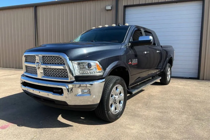 2016 Ram 2500 Laramie photo 1