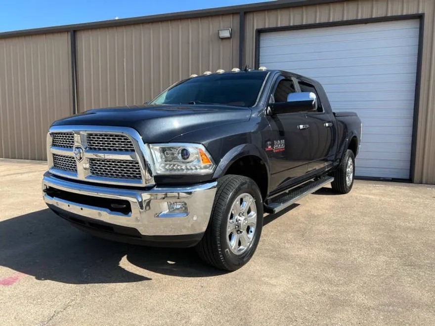 2016 Ram 2500 Laramie photo 1