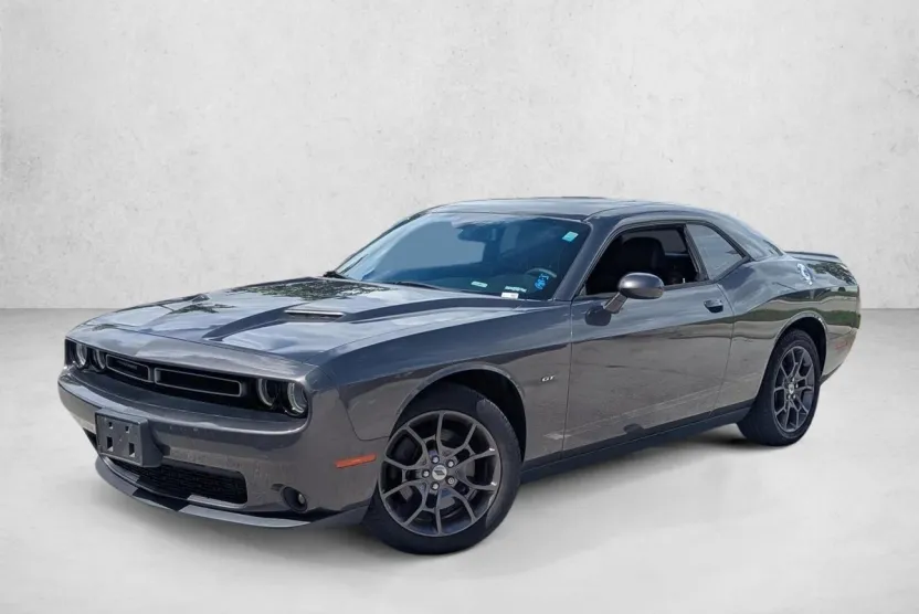 2018 Dodge Challenger GT photo 1