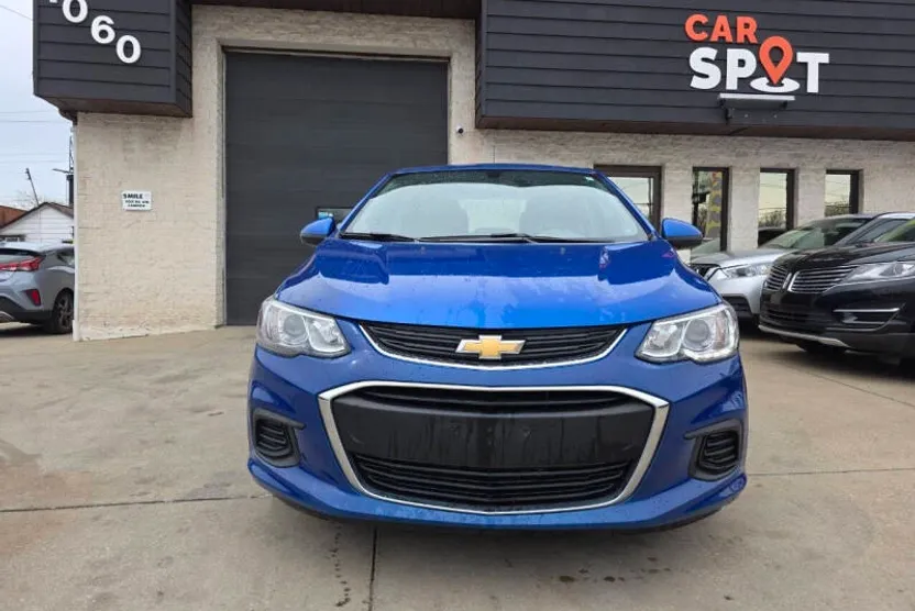 2017 Chevrolet Sonic LS photo 1