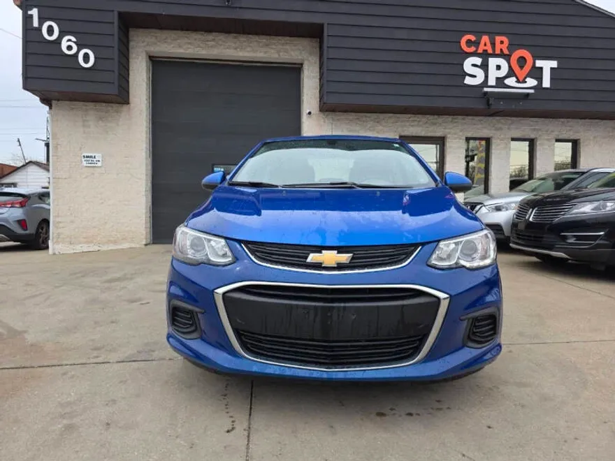 2017 Chevrolet Sonic LS photo 1