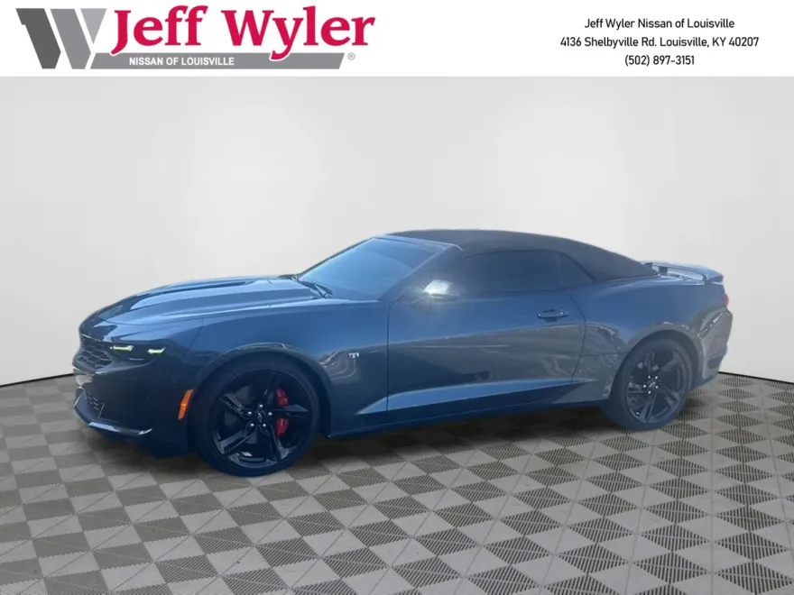 2022 Chevrolet Camaro 2LT photo 1