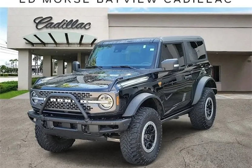 2021 Ford Bronco Base photo 1