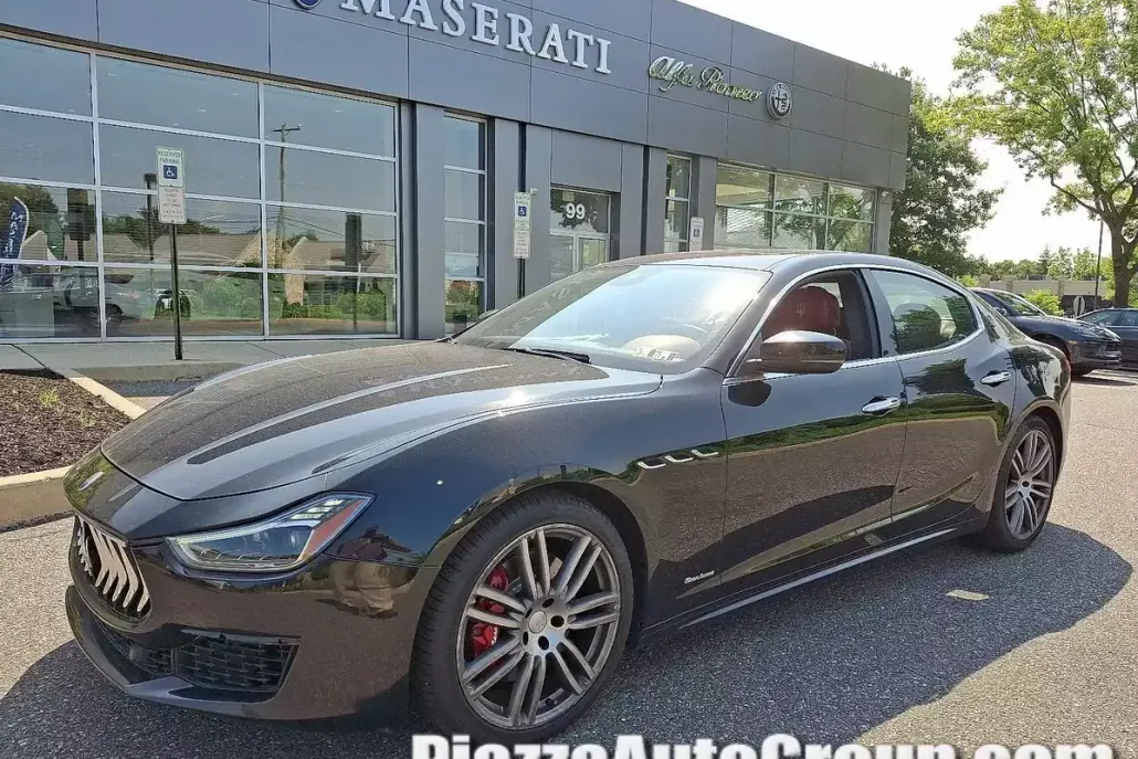 2018 Maserati Ghibli Q4 GranLusso photo 1