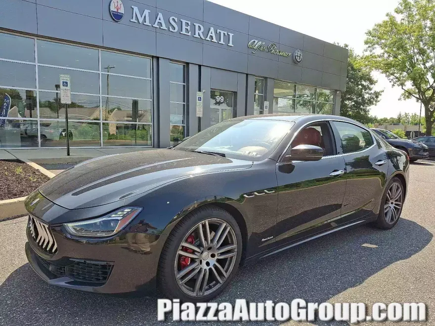 2018 Maserati Ghibli Q4 GranLusso photo 1