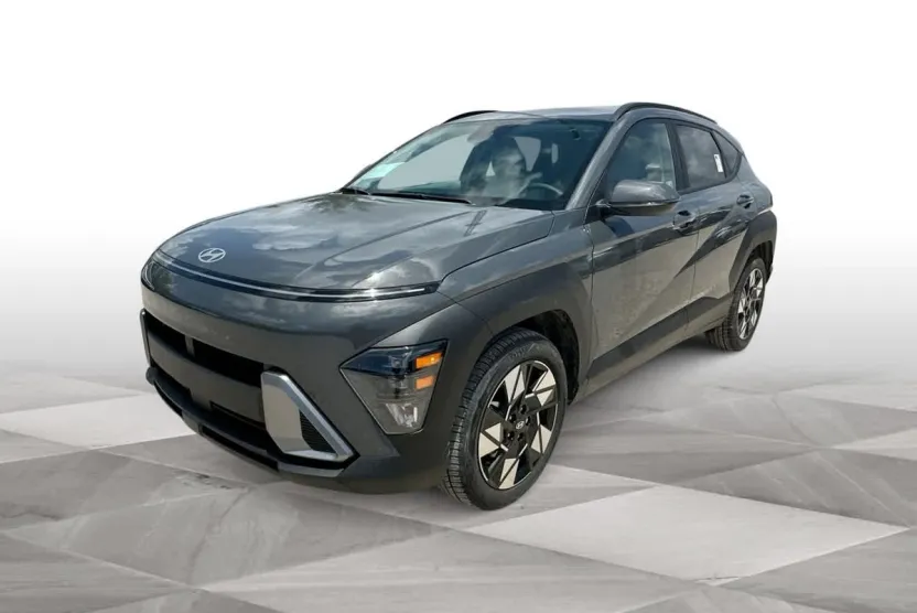 2025 Hyundai Kona SEL photo 1