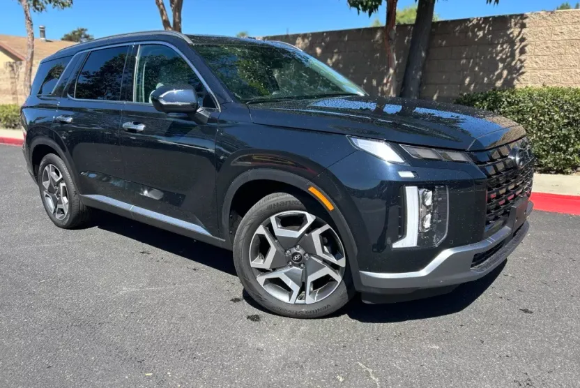 2025 Hyundai Palisade SEL photo 1