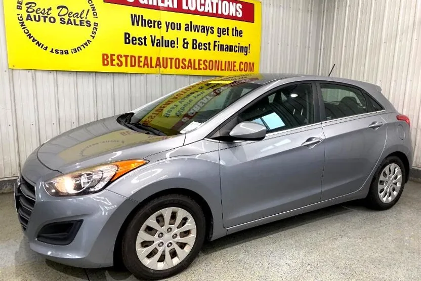 2016 Hyundai Elantra GT photo 1
