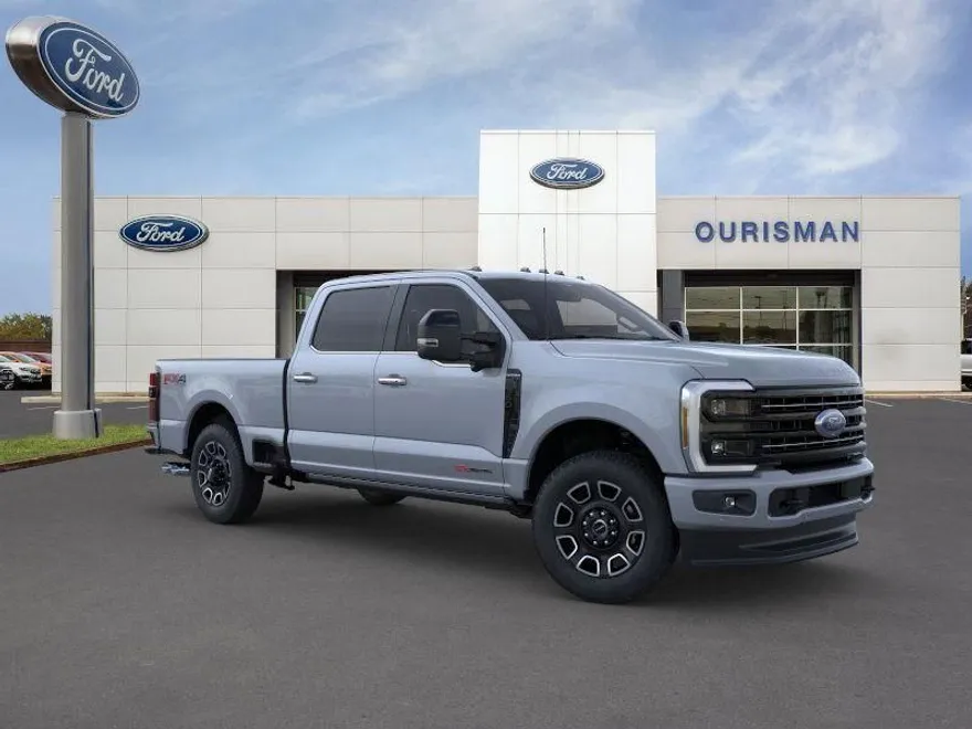 2025 Ford F-350 Platinum photo 1
