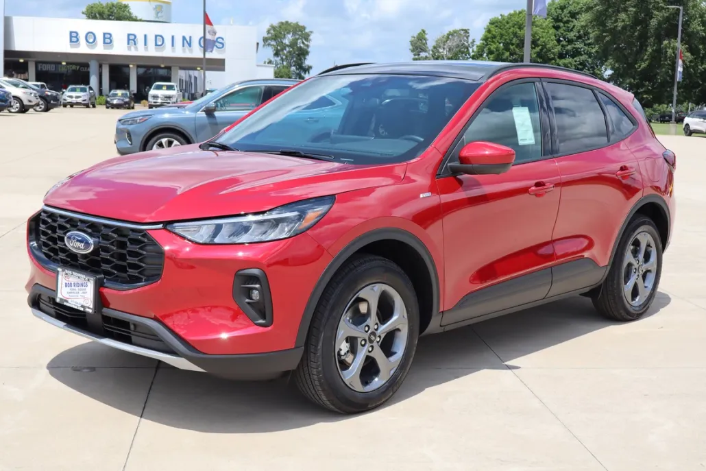 2025 Ford Escape ST-Line Select photo 1