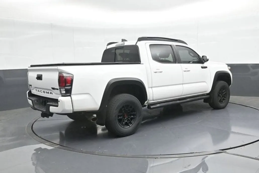 2021 Toyota Tacoma 4x4 TRD Pro photo 1