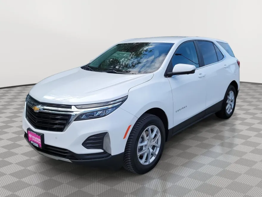 2024 Chevrolet Equinox photo 1