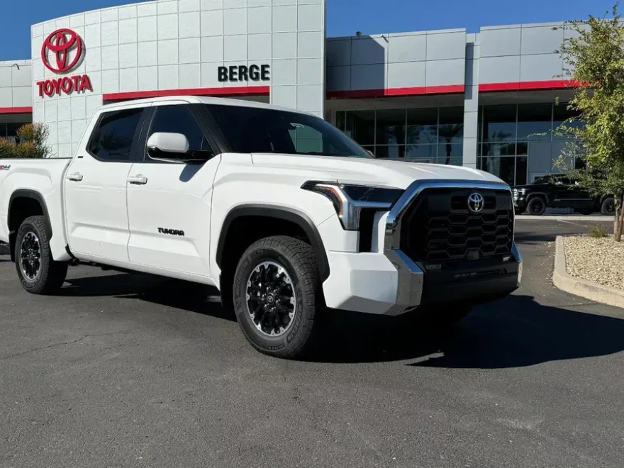 2026 Toyota Tundra SR5 CrewMax photo 1