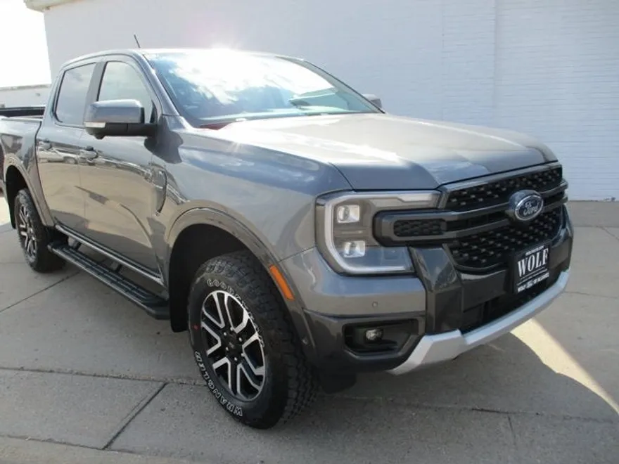 2024 Ford Ranger Lariat photo 1