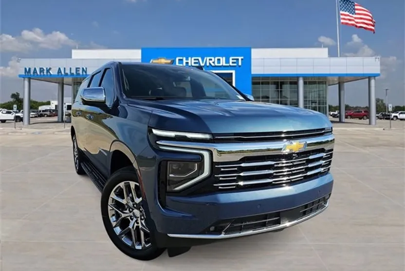 2026 Chevrolet Suburban Premier photo 1