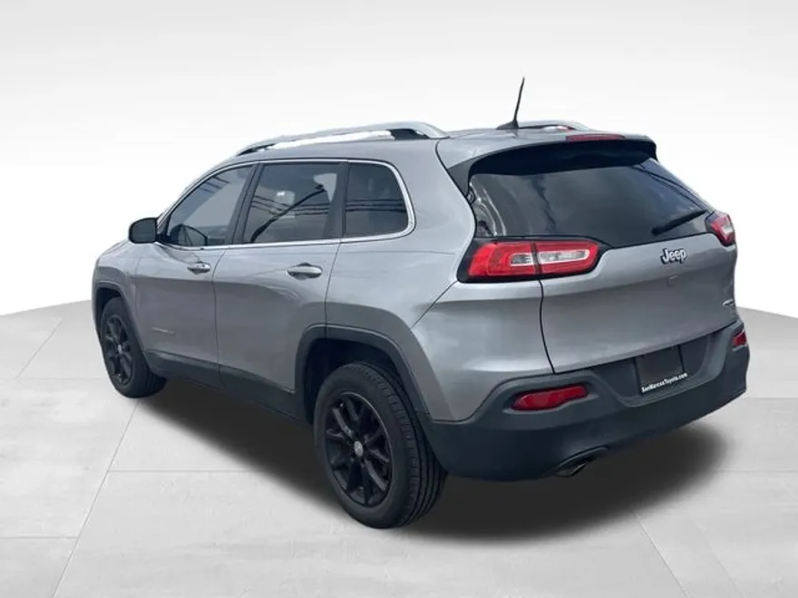 2018 Jeep Cherokee Latitude photo 1