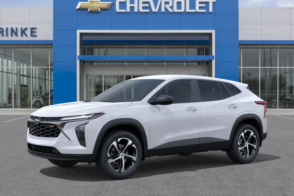 2025 Chevrolet Trax photo 1