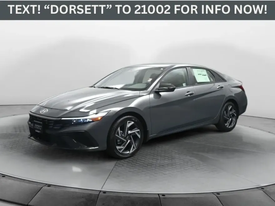 2025 Hyundai Elantra SEL Sport photo 1