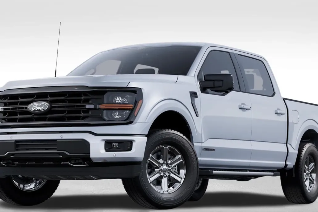 2025 Ford F-150 XLT photo 1