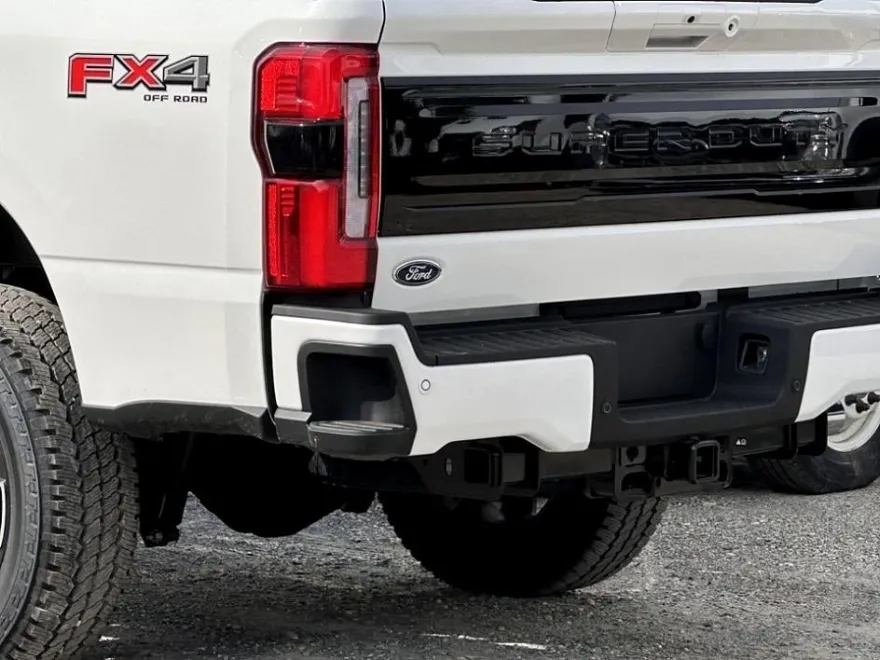 2025 Ford F-250 photo 8