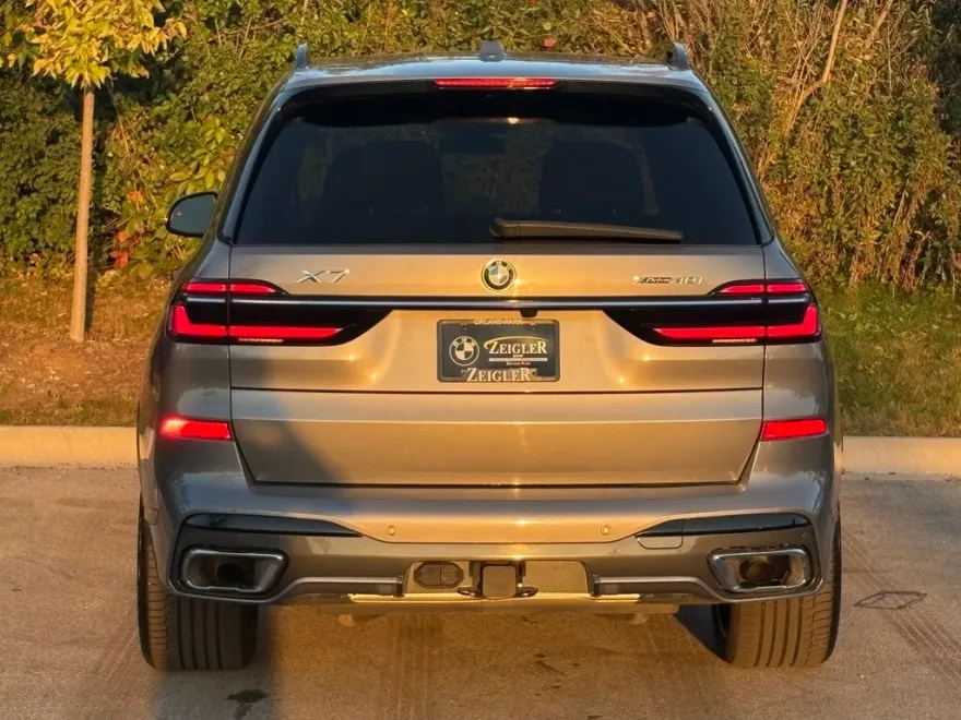 2023 Bmw X7 xDrive40i photo 1