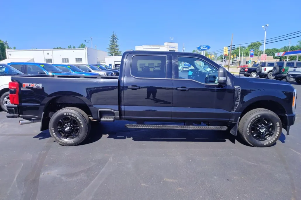 2023 Ford F-250 XLT photo 1