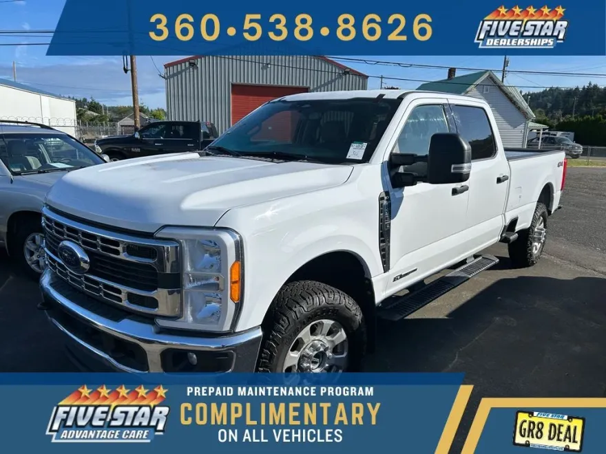 2023 Ford F-350 XLT photo 1