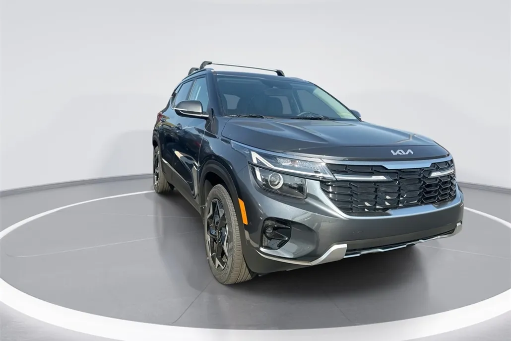 2026 Kia Seltos EX photo 1