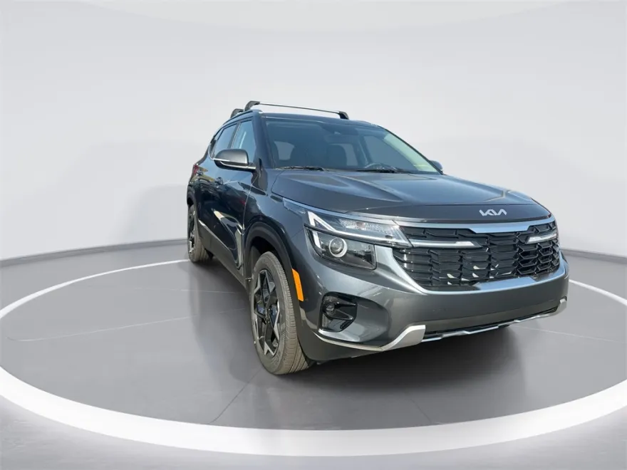 2026 Kia Seltos EX photo 1