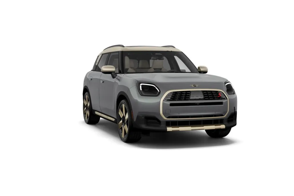 2025 Mini Countryman Iconic S ALL4 photo 1