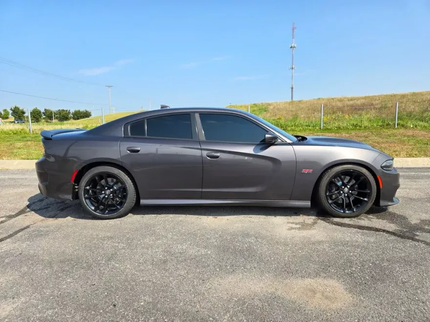 2020 Dodge Charger R/T Scat Pack photo 1