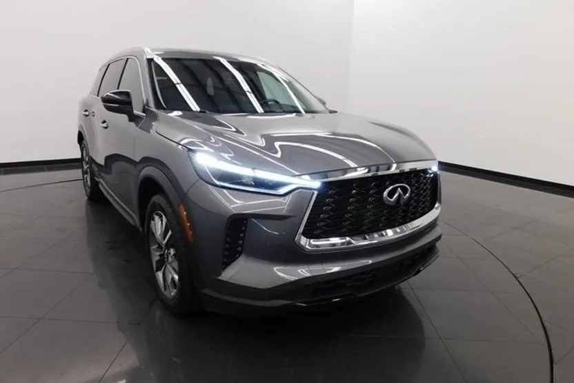 2024 Infiniti QX60 Luxe photo 1