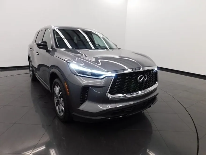 2024 Infiniti QX60 Luxe photo 1